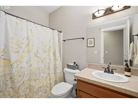 Bath - 4913 E Masters Dr, Newberg, OR 97132 photo 1 of 5