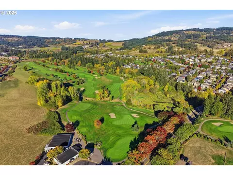 View/Area - 4913 E Masters Dr, Newberg, OR 97132 photo 5 of 5