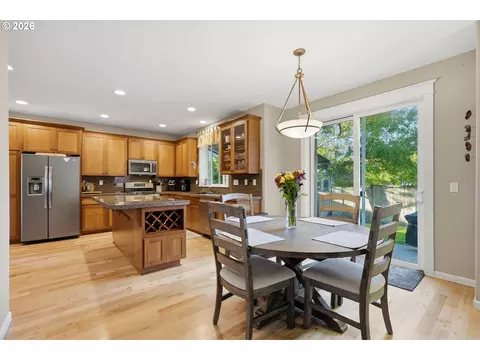Kitchen - 4913 E Masters Dr, Newberg, OR 97132 photo 1 of 5