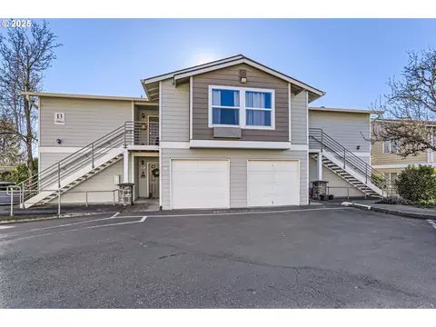 15064 NW Central Dr #1305, Portland, OR 97229