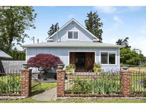 10359 SE Martins St, Portland, OR 97266