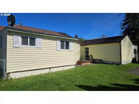 Exterior - 302 SE 2nd St, Enterprise, OR 97828 photo 5 of 5