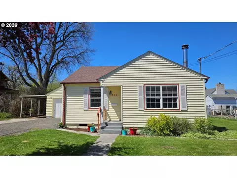 302 SE 2nd St, Enterprise, OR 97828