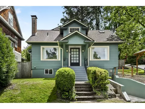 5232 SW Florida St, Portland, OR 97219