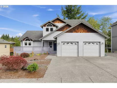 810 Howard Dr, Clatskanie, OR 97016