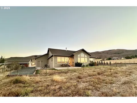 19000 Alpine Ln, Baker City, OR 97814
