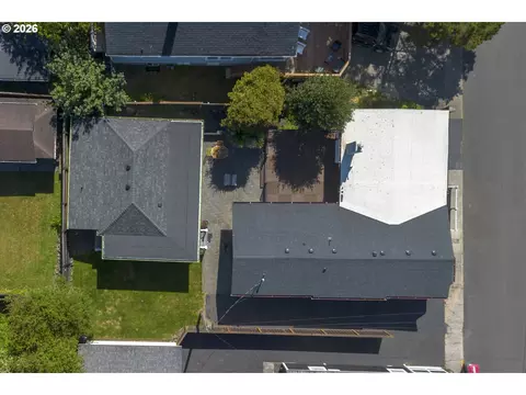 View/Area - 144 6th Ave, Seaside, OR 97138 photo 2 of 5