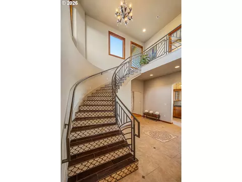 Entry Way - 85898 Lorane Hwy, Eugene, OR 97405 photo 3 of 5