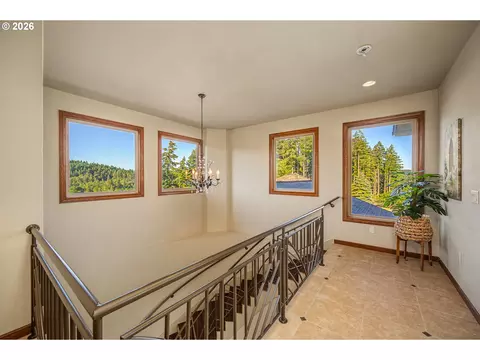 Entry Way - 85898 Lorane Hwy, Eugene, OR 97405 photo 5 of 5