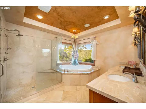 Bath - 85898 Lorane Hwy, Eugene, OR 97405 photo 1 of 6