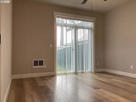 Living - 690 E 1st Ave, Estacada, OR 97023 photo 3 of 3