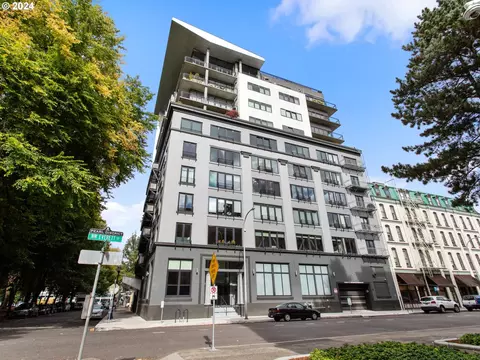 300 NW 8th Ave #604, Portland, OR 97209