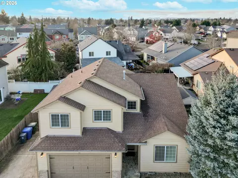 4334 Log Dr, Salem, OR 97305
