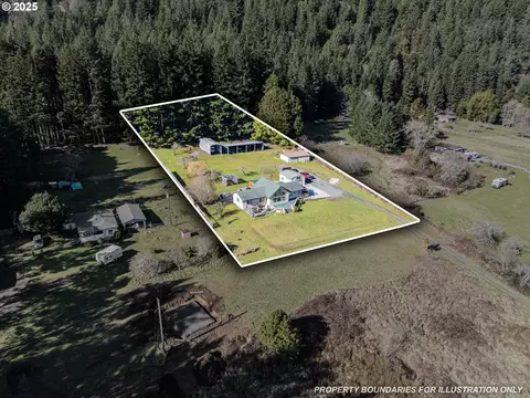 889 H Ave, Powers, OR 97466 photo 6