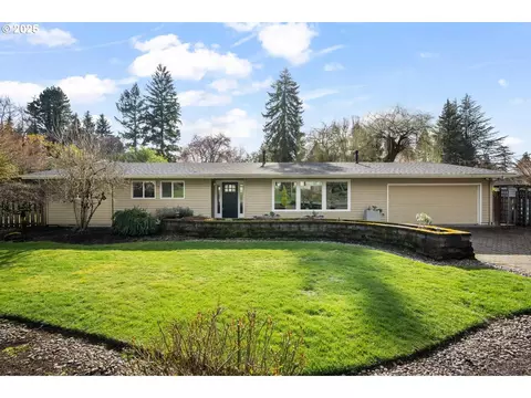 8420 SW Homewood St, Portland, OR 97225