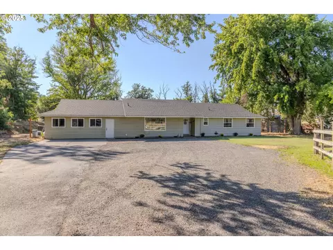 80262 S Edwards Rd, Hermiston, OR 97838