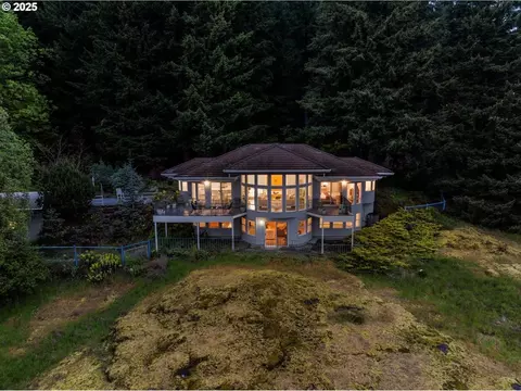 27917 NE 67th St, Camas, WA 98607