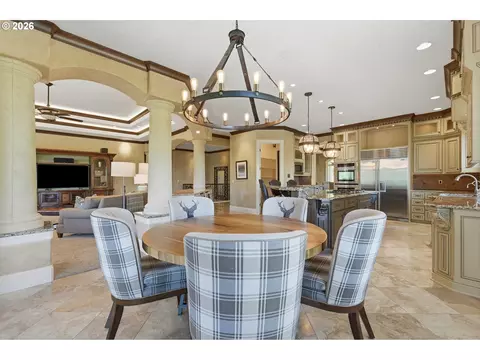 Dining - 3841 SE Deer Creek Way, Gresham, OR 97080 photo 2 of 3