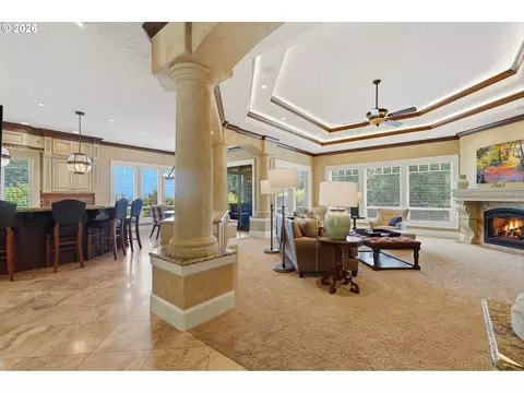 Living - 3841 SE Deer Creek Way, Gresham, OR 97080 photo 3 of 4