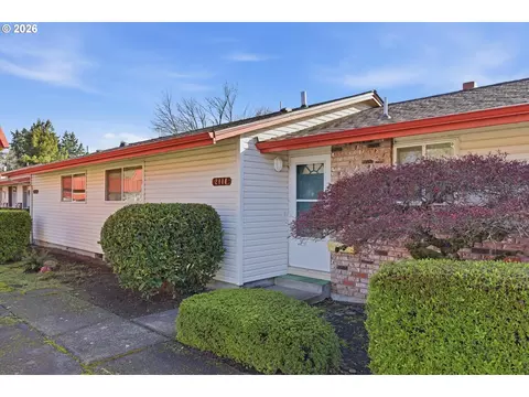 2114 SE 148th Pl, Portland, OR 97233