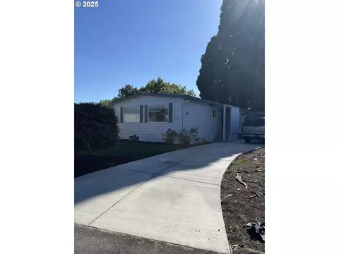 3197 Rainbow Loop #10, Hubbard, OR 97032