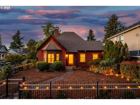 6605 NE Alameda St, Portland, OR 97213