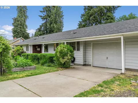 Exterior - 807 Vincent St, Eugene, OR 97401 photo 1 of 5