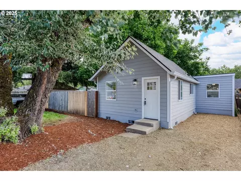 125 NE Balm St, Sheridan, OR 97378