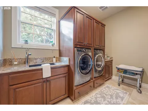 Other - 3689 Marcella Dr, Eugene, OR 97408 photo 5 of 8