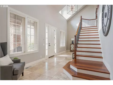 Entry Way - 3689 Marcella Dr, Eugene, OR 97408 photo 1 of 2
