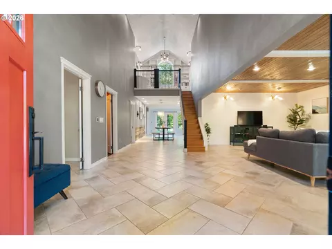 Entry Way - 33298 SE Highway 211, Boring, OR 97009 photo 1 of 5