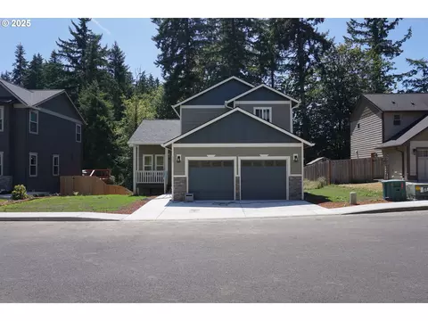 835 Virginia Cir, Clatskanie, OR 97016
