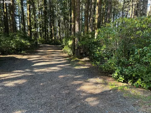 000 Cape Ferrelo Rd, Brookings, OR 97415