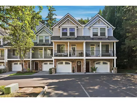 1910 NE 49th Way, Hillsboro, OR 97124