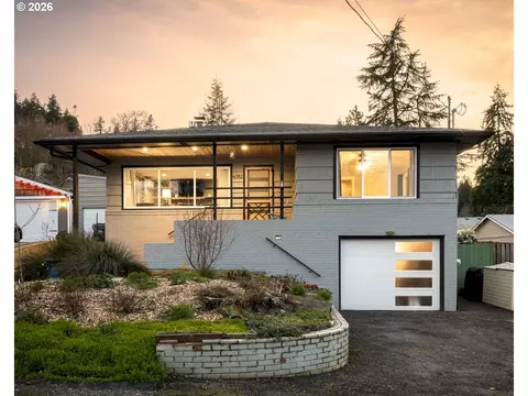 6352 Caufield St, West Linn, OR 97068