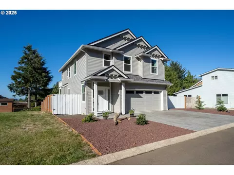155 N Ocean Loop, Rockaway Beach, OR 97136