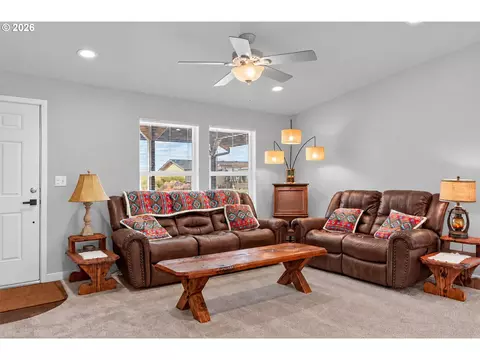 Other - 3033 SW Terrace Dr, Pendleton, OR 97801 photo 4 of 11