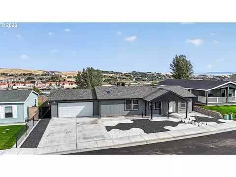 Other - 3033 SW Terrace Dr, Pendleton, OR 97801 photo 1 of 11
