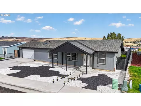 Other - 3033 SW Terrace Dr, Pendleton, OR 97801 photo 2 of 11