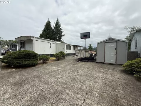 63659 Clear View Dr, Coos Bay, OR 97420