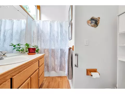 3959 Eddystone Pl, Eugene, OR 97404 photo 14