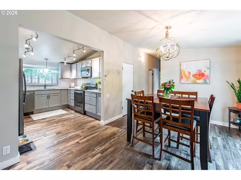 Dining - 3499 Western Dr, Eugene, OR 97401 photo 1 of 4