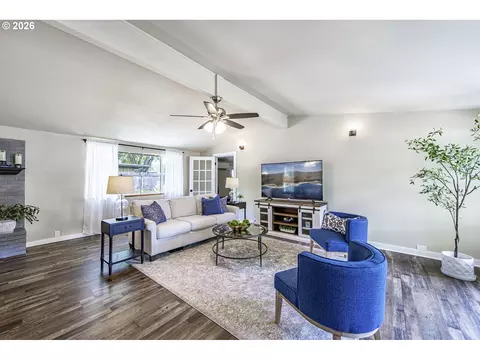 Living - 3499 Western Dr, Eugene, OR 97401 photo 1 of 6