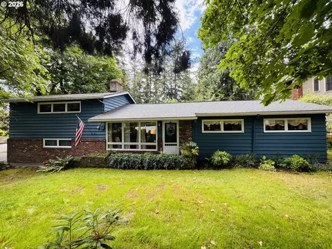 3112 Upper Dr, Lake Oswego, OR 97035