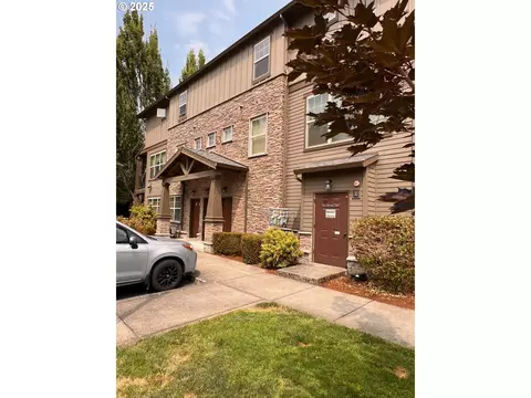 637 NE Garswood Ln, Beaverton, OR 97006