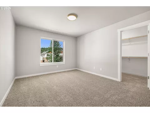 Bedroom - 177 NW Mawrcrest Ave, Gresham, OR 97030 photo 1 of 2