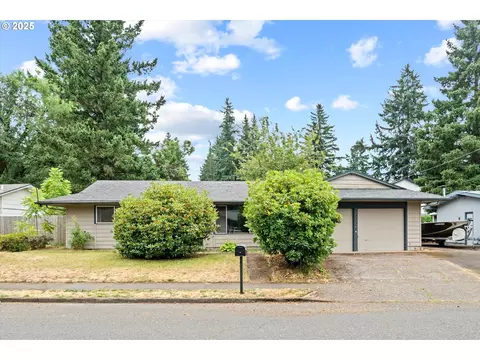 15112 SE Woodward St, Portland, OR 97236