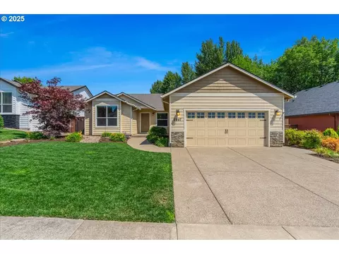 2947 SW Redmond Hill Rd, Mcminnville, OR 97128