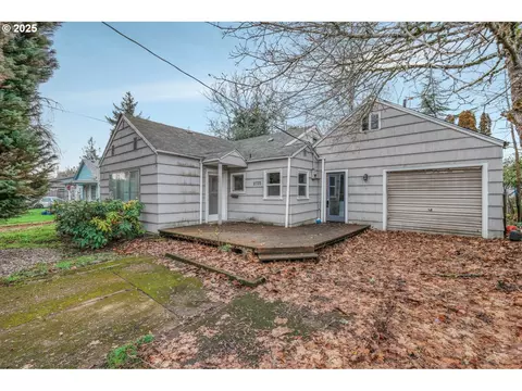 2735 Summer St SE, Salem, OR 97302