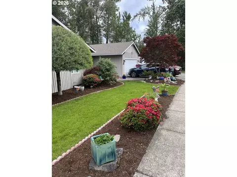 Exterior - 2331 SW 27th Dr, Gresham, OR 97080 photo 7 of 7